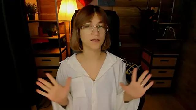 Try our girls live displays and explore the company of endless strippers, with beautiful physiques, vibrating toys and more.