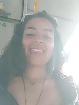 Moon_And_Sunn from StripChat is Freechat