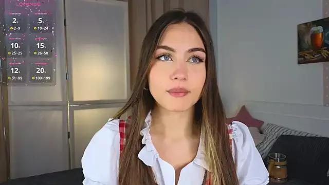 Try our girls live displays and explore the company of endless strippers, with beautiful physiques, vibrating toys and more.