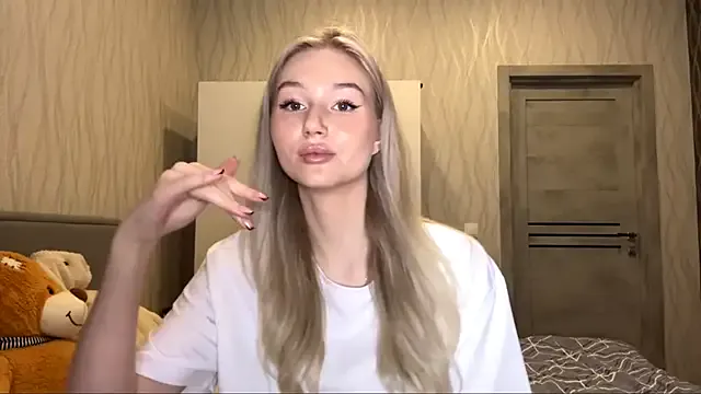 Avatar of MoonlitCrystalia