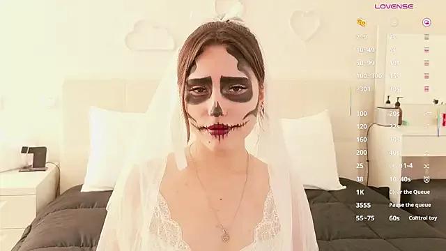 MoonliteDiva from StripChat is Freechat