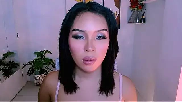 MS_LUNA from StripChat is Freechat