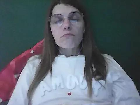 Try our girls live displays and explore the company of endless strippers, with beautiful physiques, vibrating toys and more.