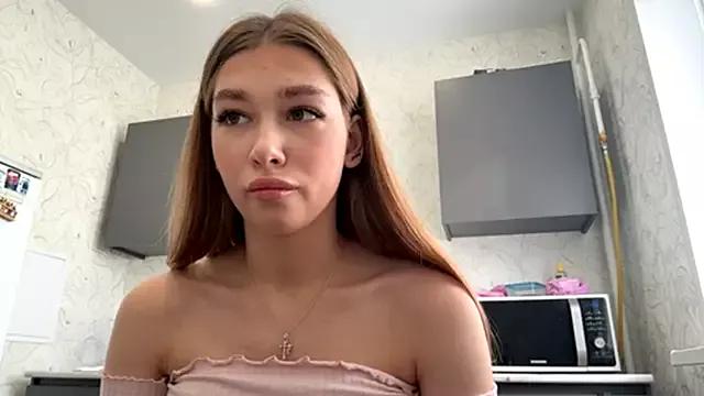 MycuteEmma from StripChat is Freechat
