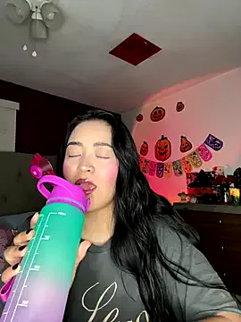 Avatar of MyHoneyFrida