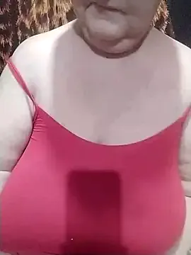 MyHoneyKira — Pussy close up