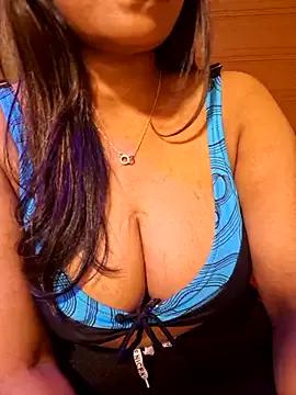 Try our girls live displays and explore the company of endless strippers, with beautiful physiques, vibrating toys and more.