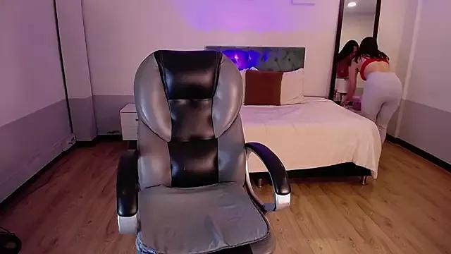 Nami_sunny from StripChat is Freechat