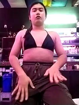 Try our girls live displays and explore the company of endless strippers, with beautiful physiques, vibrating toys and more.