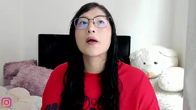 Naomi-Misaki from StripChat is Freechat