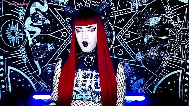 naomi_satan from StripChat is Freechat