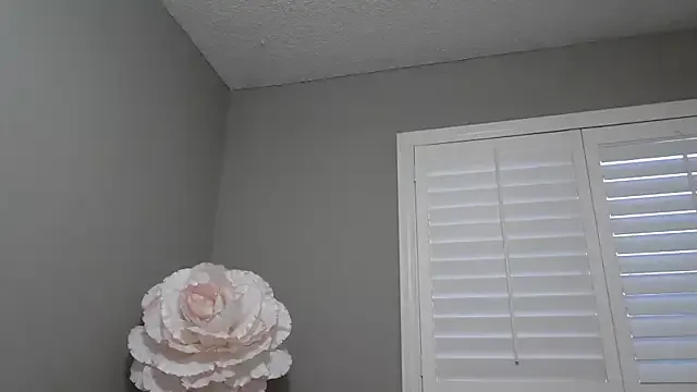 NatalieKneals — give him a lap dance and tease w/ mouth