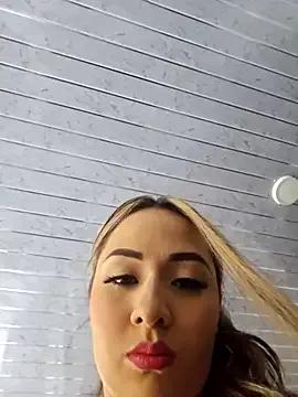 Try our girls live displays and explore the company of endless strippers, with beautiful physiques, vibrating toys and more.