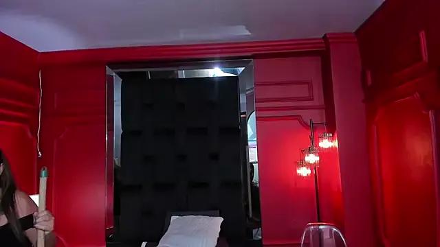 Try our girls live displays and explore the company of endless strippers, with beautiful physiques, vibrating toys and more.