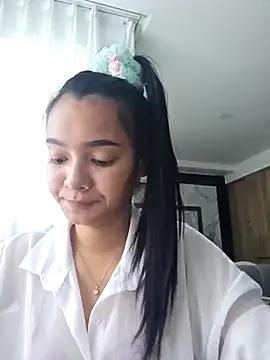 Natural_Asian_Girl from StripChat is Freechat