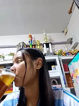 Natural_Asian_Girl from StripChat is Freechat