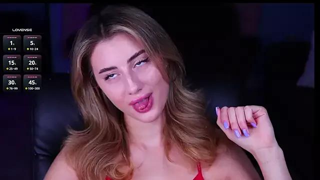 Try our girls live displays and explore the company of endless strippers, with beautiful physiques, vibrating toys and more.