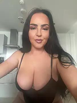 Try our girls live displays and explore the company of endless strippers, with beautiful physiques, vibrating toys and more.