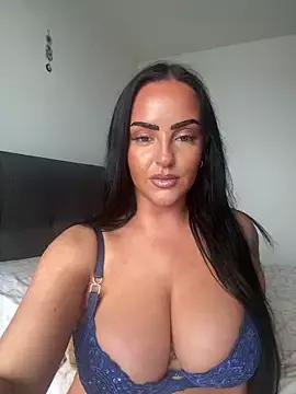NaughtyNancy from StripChat is Freechat