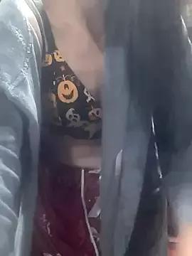 Try our girls live displays and explore the company of endless strippers, with beautiful physiques, vibrating toys and more.