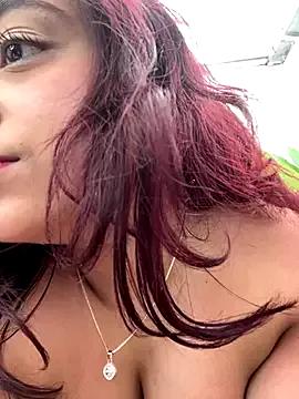 Try our girls live displays and explore the company of endless strippers, with beautiful physiques, vibrating toys and more.