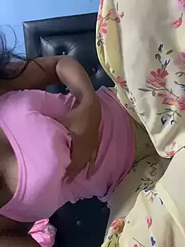 Avatar of naughtysaraaa