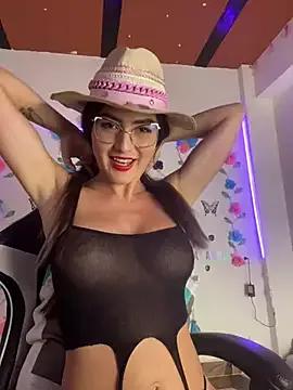 Try our girls live displays and explore the company of endless strippers, with beautiful physiques, vibrating toys and more.