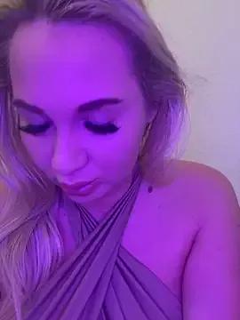 Photos of NellyExtraa from StripChat is Freechat