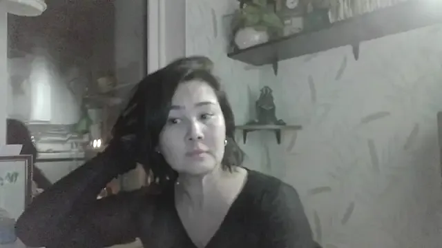 Nettie_Allie — Oil on my tits