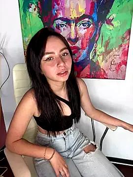 Try our girls live displays and explore the company of endless strippers, with beautiful physiques, vibrating toys and more.