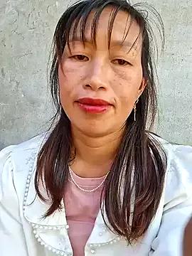 Try our girls live displays and explore the company of endless strippers, with beautiful physiques, vibrating toys and more.