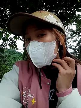 nhinhi-sexy from StripChat is Freechat