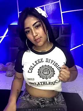 Try our girls live displays and explore the company of endless strippers, with beautiful physiques, vibrating toys and more.