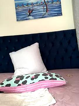 Nicole_Liam_ from StripChat is Freechat