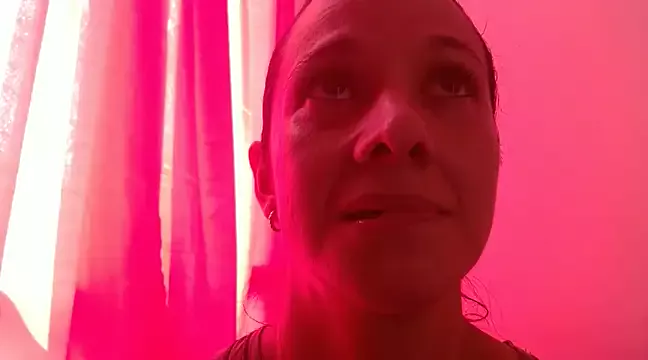 Avatar of nicolle_milf1978