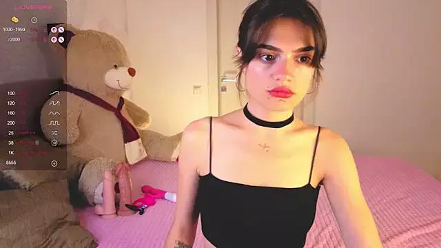 NIghtFloat from StripChat is Freechat