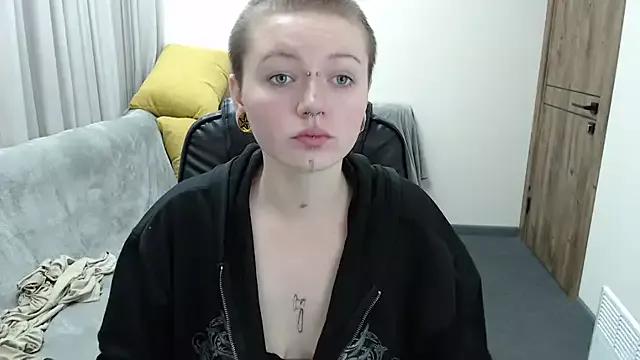 Try our girls live displays and explore the company of endless strippers, with beautiful physiques, vibrating toys and more.