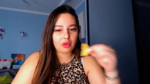NikiWhite from StripChat is Freechat