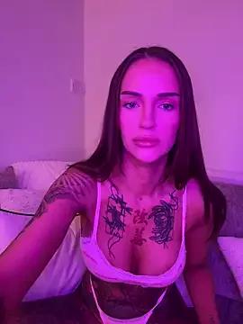 Nikki__Foxx from StripChat is Freechat