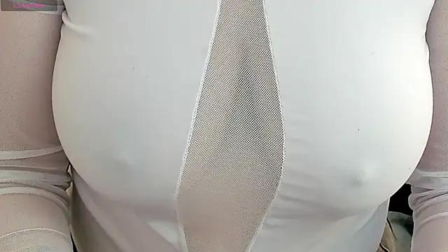 Nikky_Grey_ from StripChat