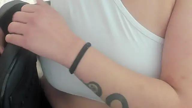 Nikky_Grey_ from StripChat