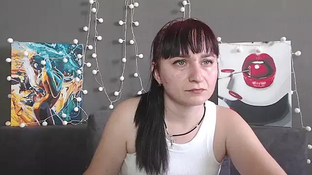 NinaFlawlees from StripChat is Freechat