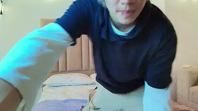 Noah_Blythe from StripChat is Freechat