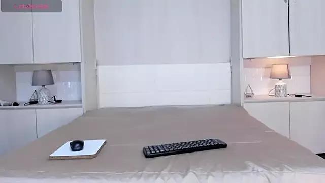 NoaLanee from StripChat is Freechat