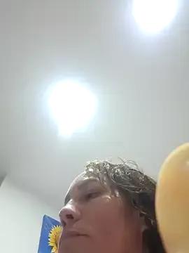 nohak_model from StripChat is Freechat