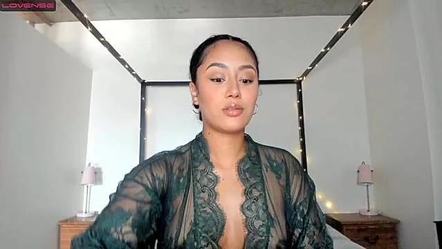 Nolababy_616 webcams show profile image 