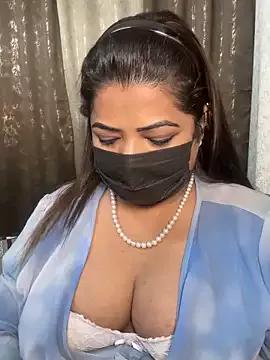 Try our girls live displays and explore the company of endless strippers, with beautiful physiques, vibrating toys and more.