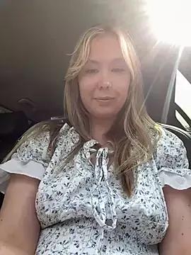 oh_lovelyeva from StripChat is Freechat