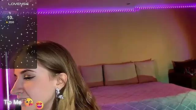 OhMyBella999 from StripChat is Freechat
