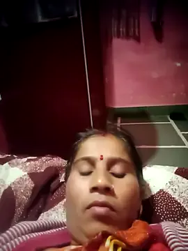 OliveGreen22 — Freechat on StripChat